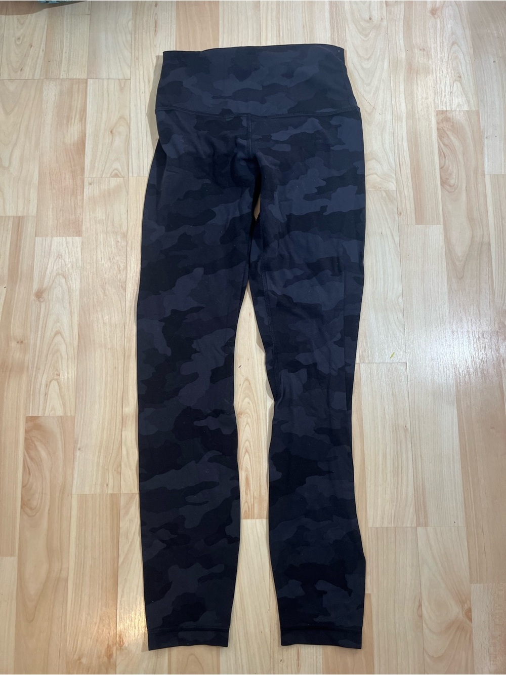 Lululemon grey/black 32” leggings women’s size 4